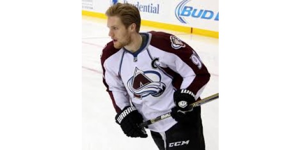 Landeskog vender tilbage til Colorado Avalanche
